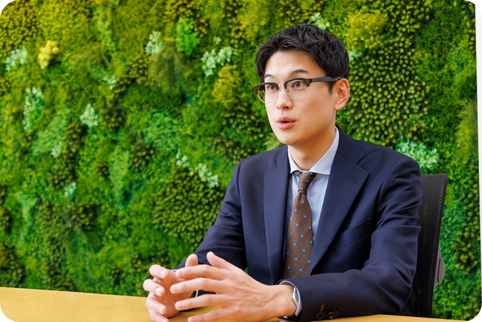 リーシング事業部：鈴木 インタビュー写真