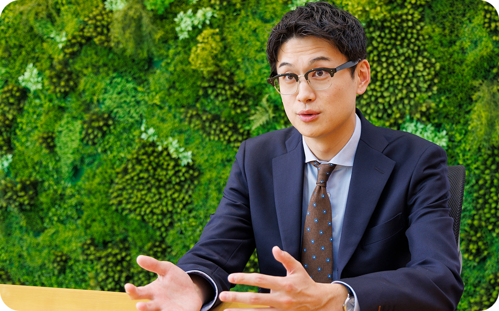 リーシング事業部：鈴木 インタビュー写真